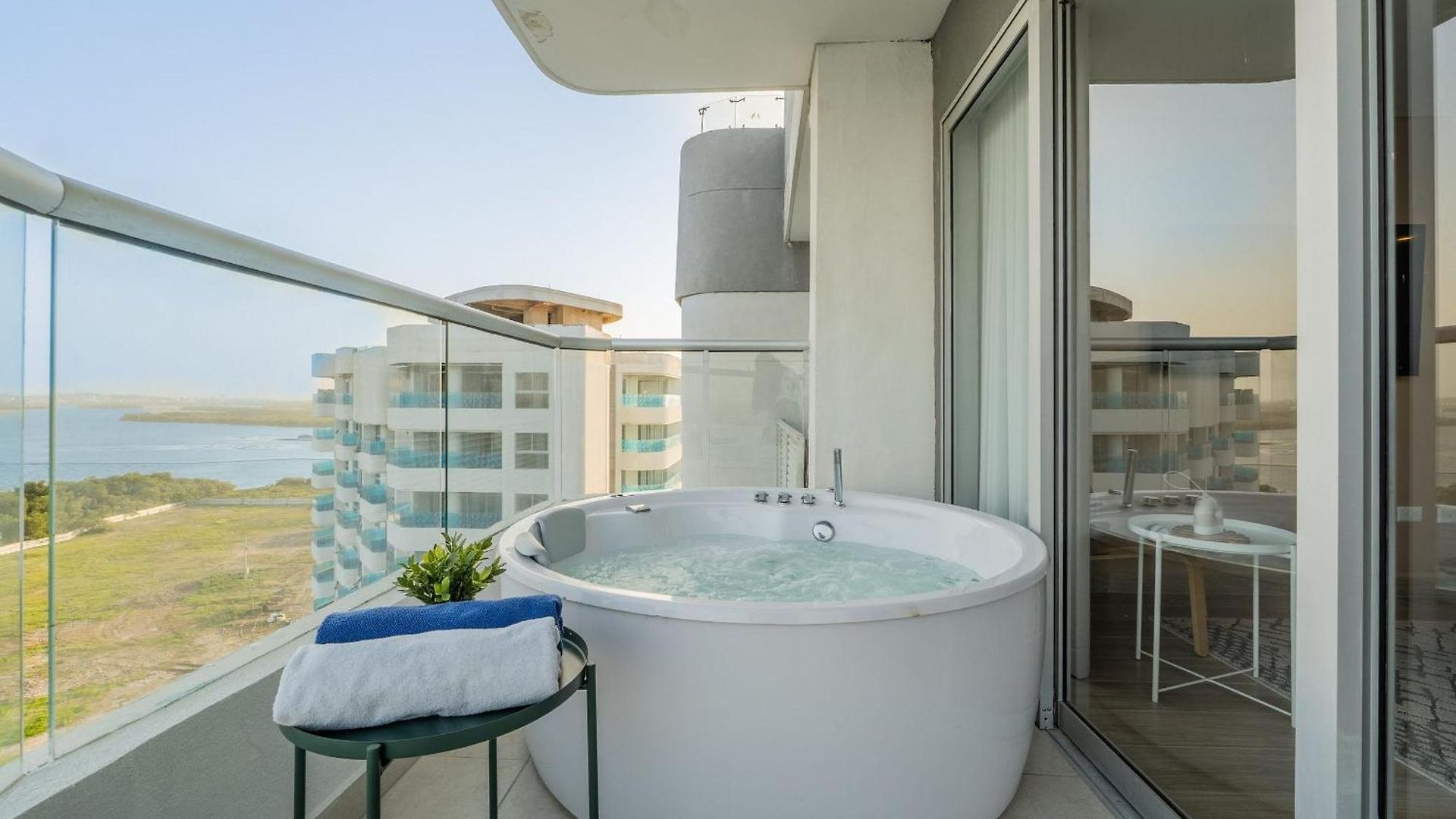 Oc1605 Vista Increible Jacuzzi Priv Cielo Marrelax Apartamento *